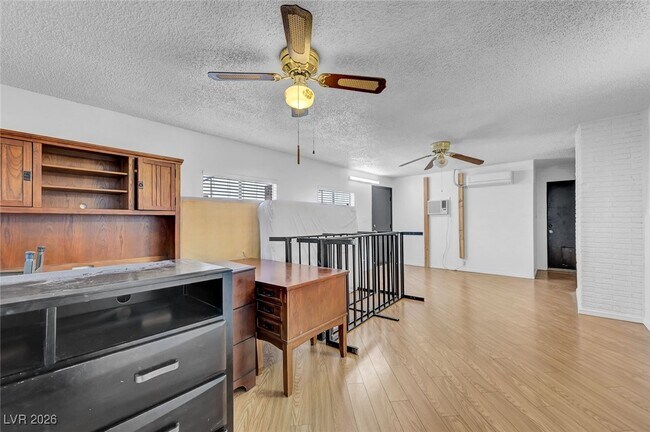 Building Photo - 6975 O'Bannon Dr