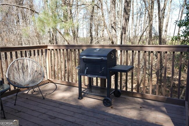 Building Photo - 5444 Glen Haven Dr