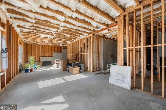 Building Photo - 925 Lakehaven Ln