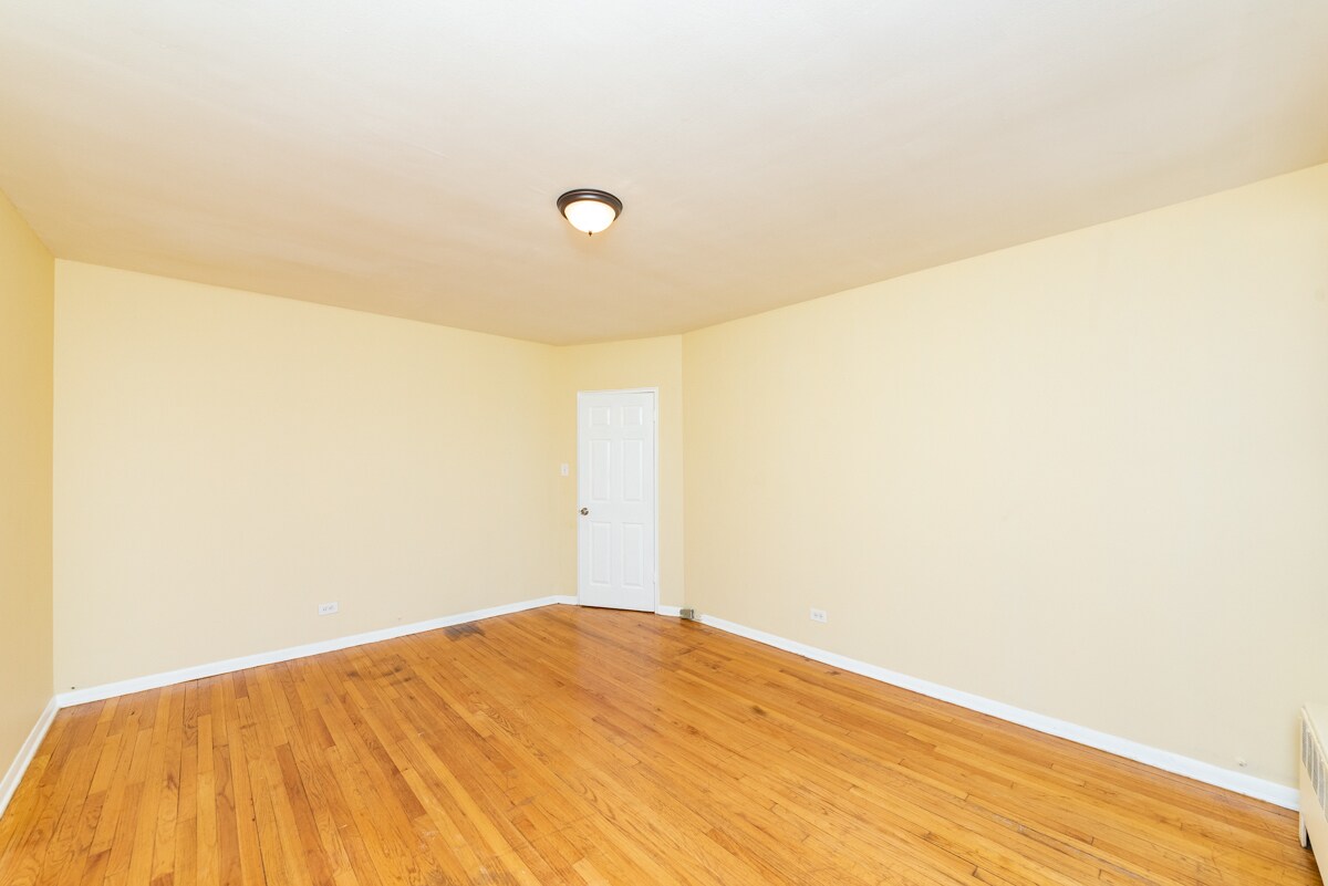 Building Photo - 2625 W Fitch Ave