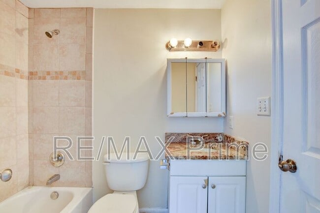 Building Photo - 2808 Arcadia Ave