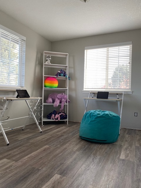 Building Photo - 61369 Elkhorn St