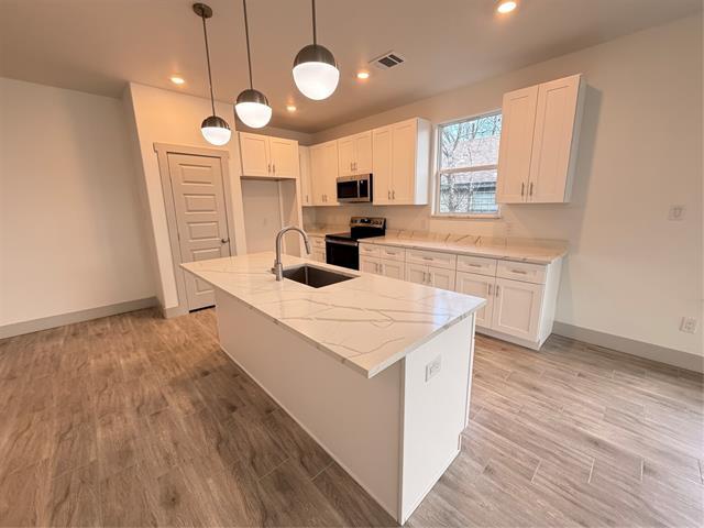 Building Photo - 5154 Charlene Dr