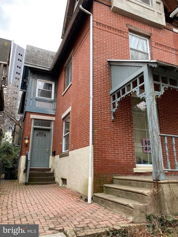 Building Photo - 3212 Winter St