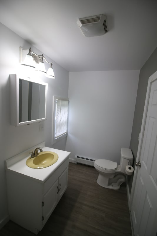 Building Photo - 49 Parah Dr