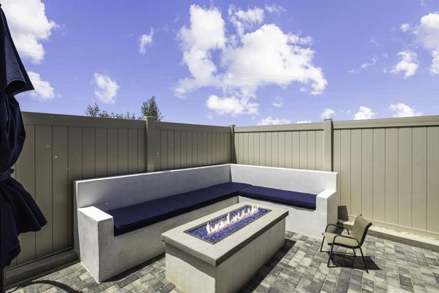 Building Photo - 6691 Encelia Pl