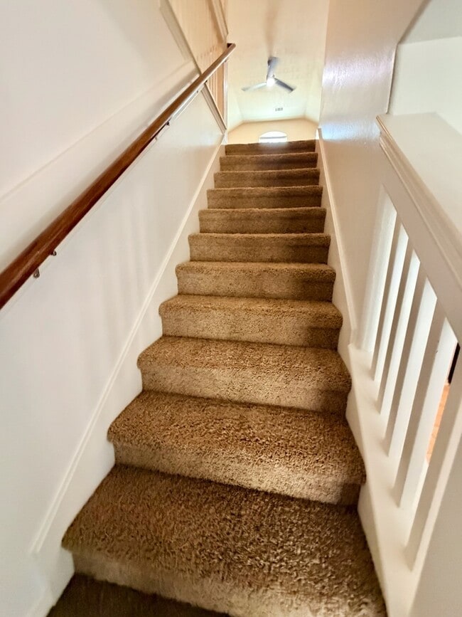 Building Photo - 26922 Henson Falls Dr