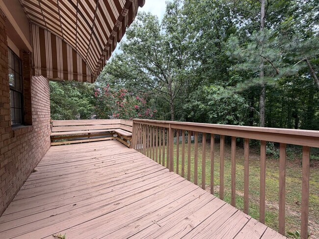 Building Photo - Large 4/2 with finished basement/bonus room- $1,895