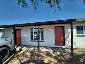 Building Photo - N 51st Ave