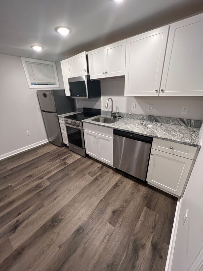 Primary Photo - One Bedroom - Minutes from University of P...