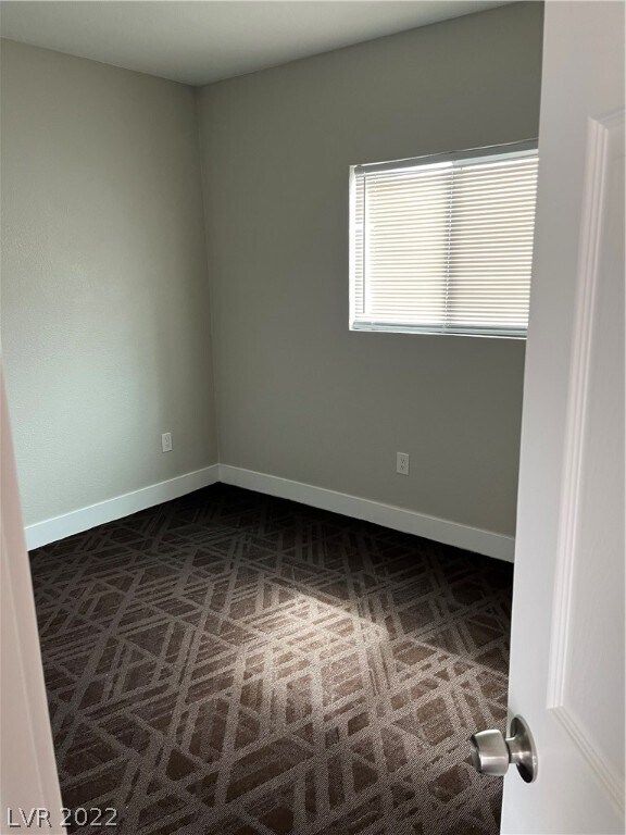 Building Photo - 1405 E Clark Ave