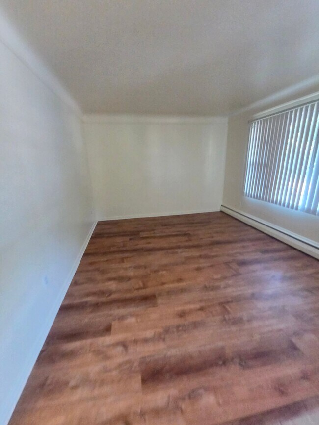 Building Photo - 2640 Galpin Ave