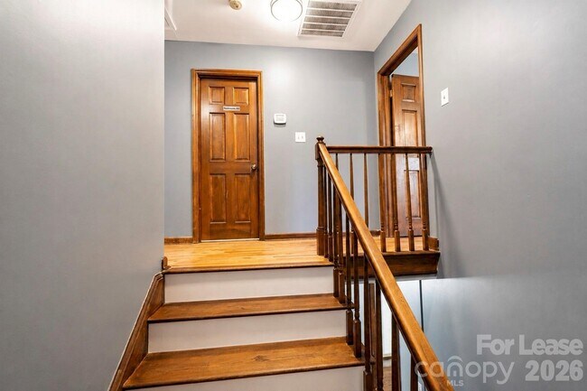 Building Photo - 5501 Biederbeck Dr
