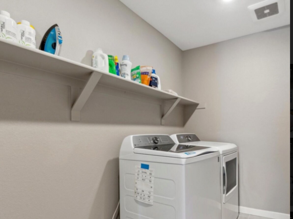 Building Photo - 17401 Rose Mallow St