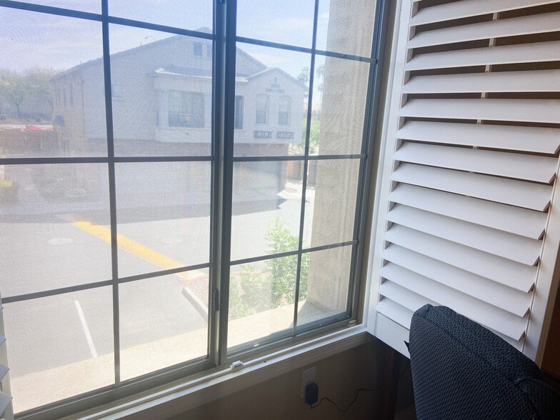 Building Photo - 1350 S Greenfield Rd