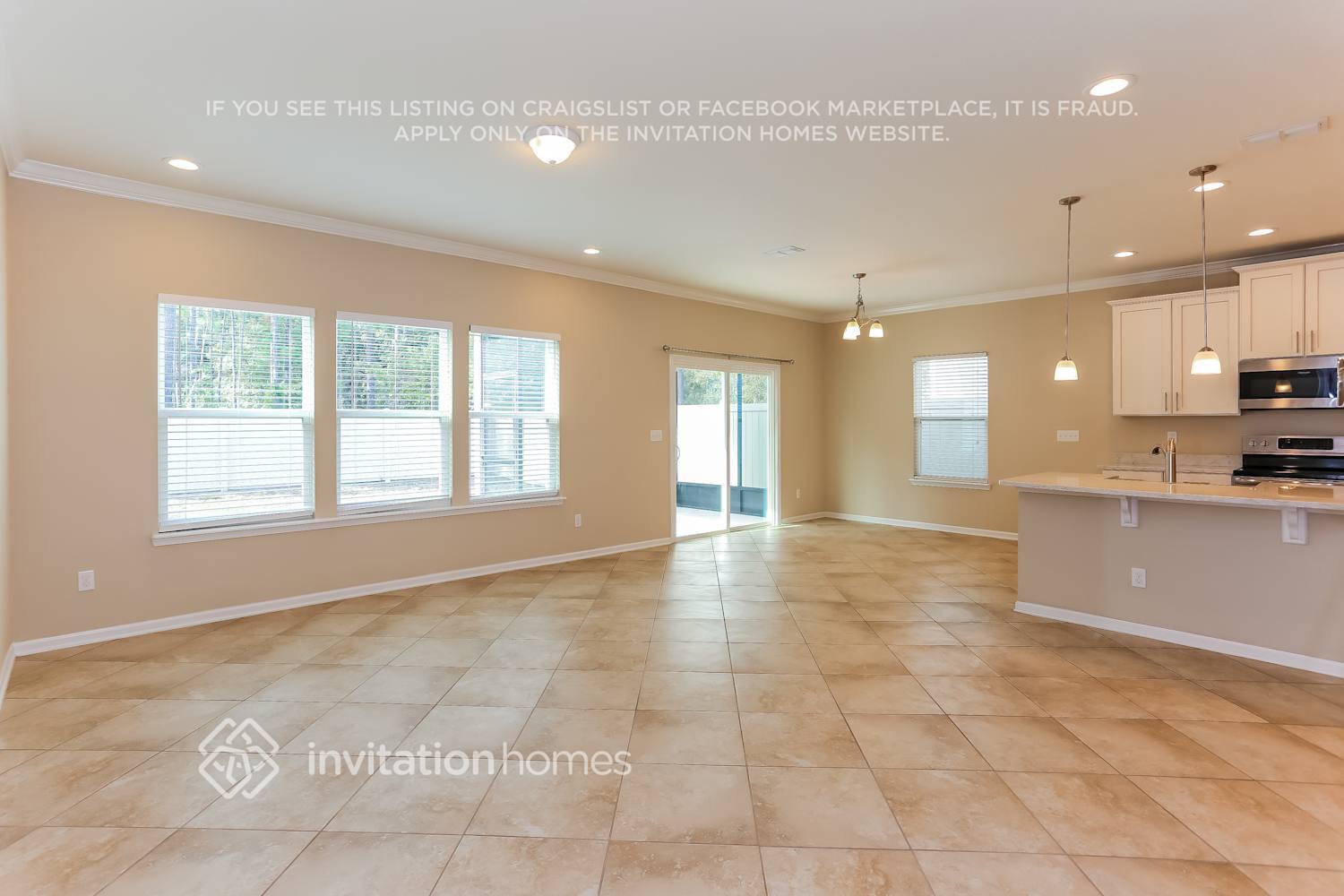 Building Photo - 12466 Itani Wy