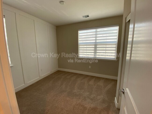 Building Photo - 17539 Beachwood Rd