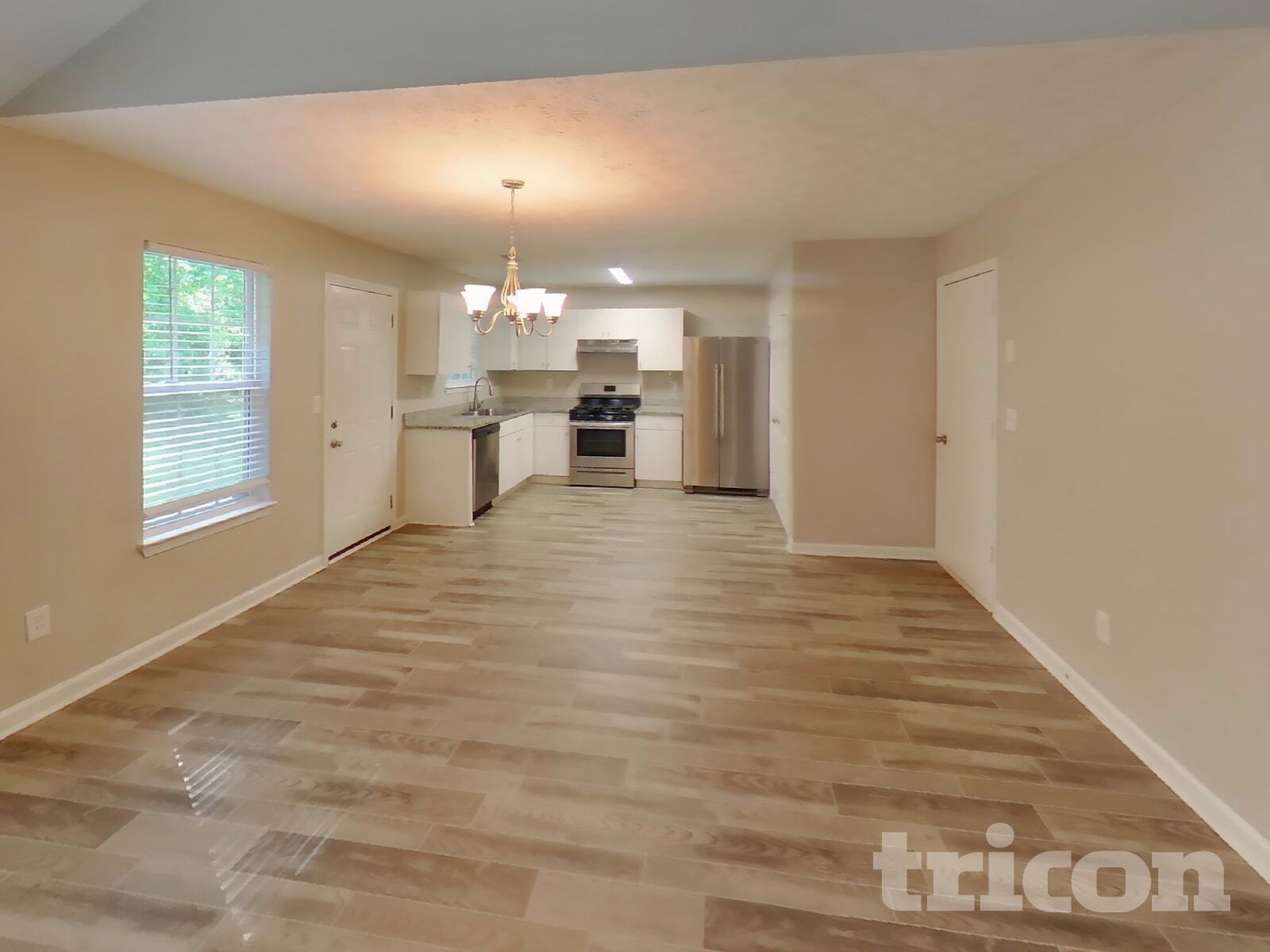 Building Photo - 1411 Pebble Ridge Ln