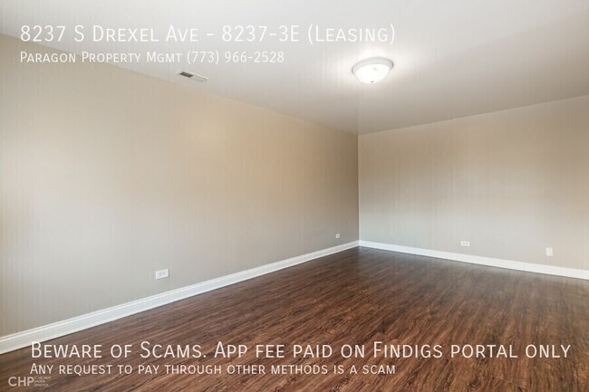Building Photo - 8237 S Drexel Ave