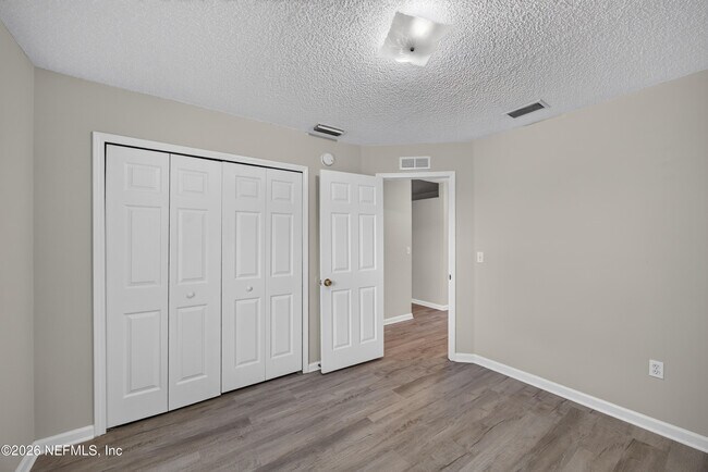 Building Photo - 8519 Blazing Star Ct