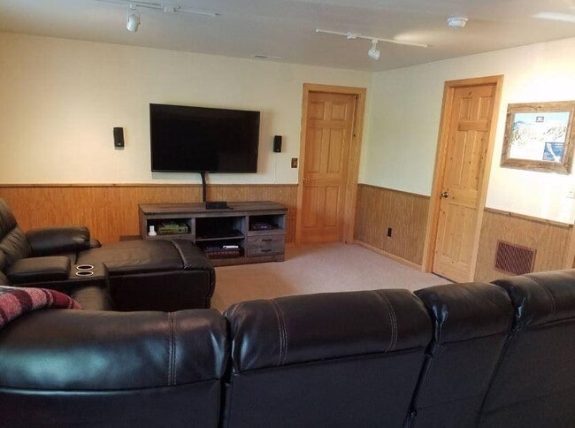 Building Photo - 152 Bighorn Ct