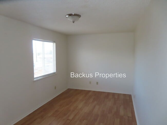 Building Photo - Newly renovated three bedroom duplex in Soledad