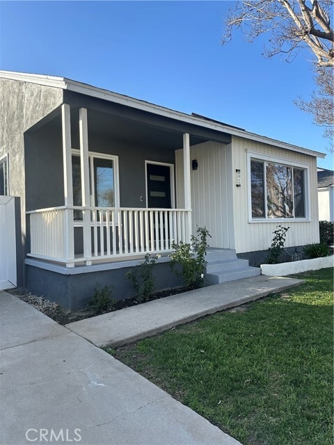 Building Photo - 6447 Balcom Ave