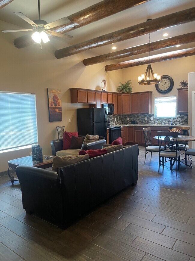 Open Floor Plan - 1935 Mercury Ln