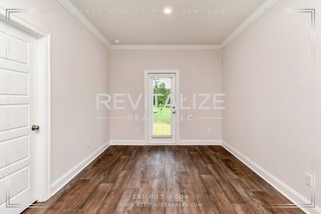 Building Photo - 11253 Cloister Dr