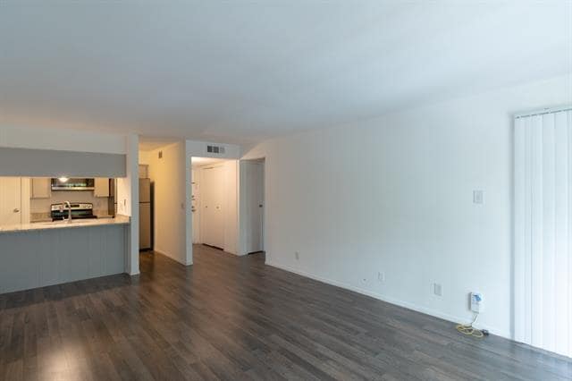 Building Photo - 4851 Cedar Springs Rd