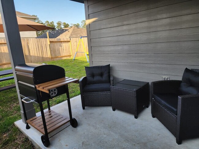 Building Photo - 6055 Diamond Vis Ct