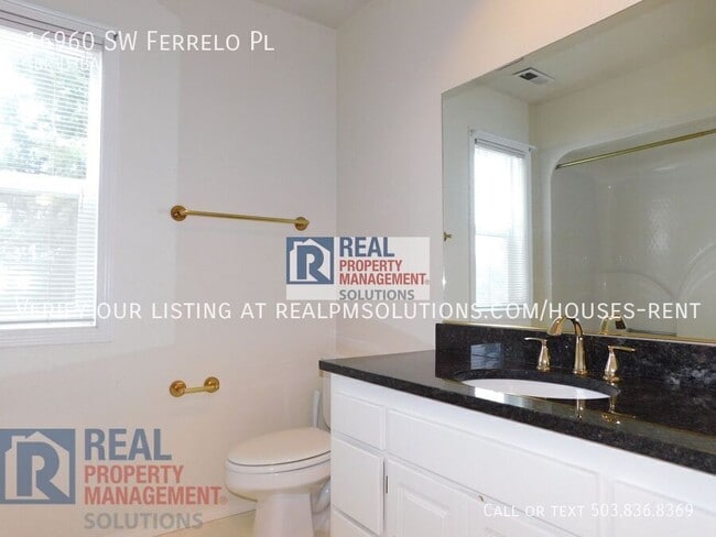 Building Photo - 16960 SW Ferrelo Pl