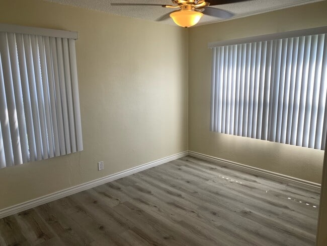 Building Photo - 2228 Thurman Ave