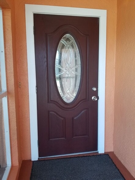 Building Photo - 3824 SW 14th Ave