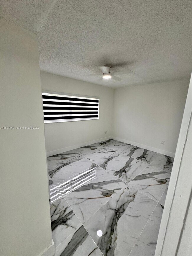 Building Photo - 15669 SW 73rd Cir Terrace