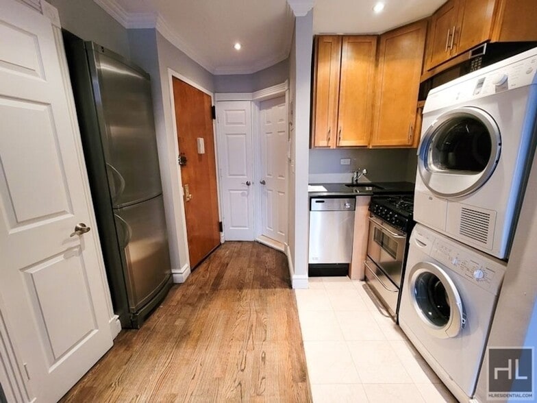 Building Photo - East 26th Street