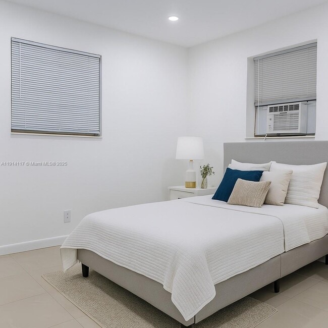 Building Photo - 1046 Foster Rd