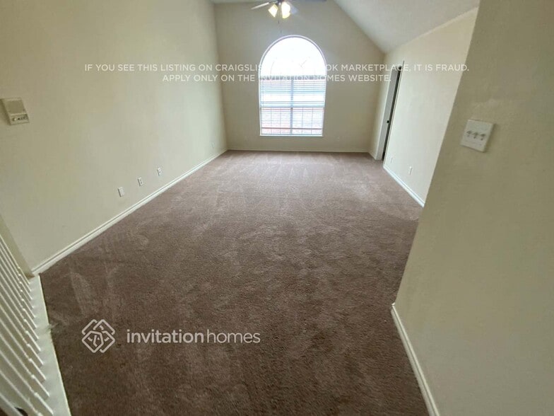 Building Photo - 6120 Pinwood Cir