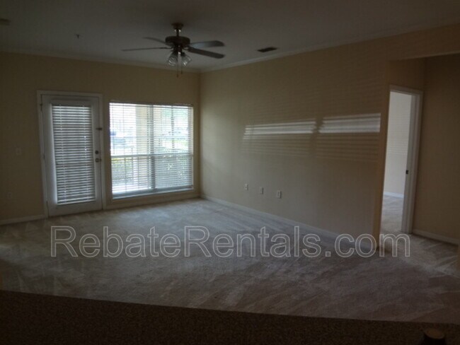 Building Photo - 7800 Point Meadows Dr