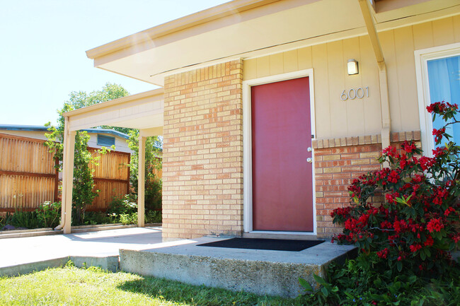 Front Door - 6001 W Denton St