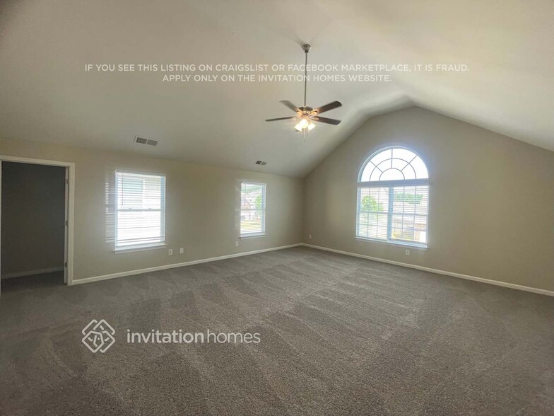 Building Photo - 133 Forrest Hills Dr