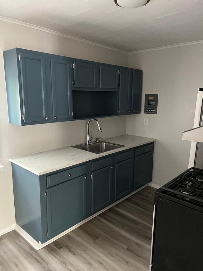 Building Photo - 22 Albany St