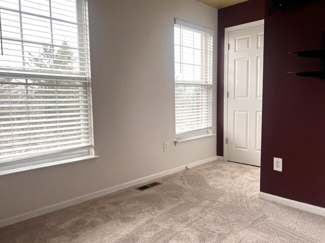 Building Photo - 44725 Ellery Ln