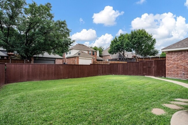 Building Photo - 4804 Appleridge Dr