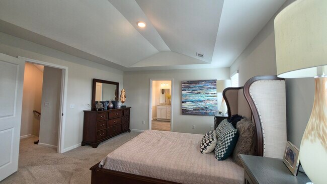Building Photo - 1773 Camazay Dr