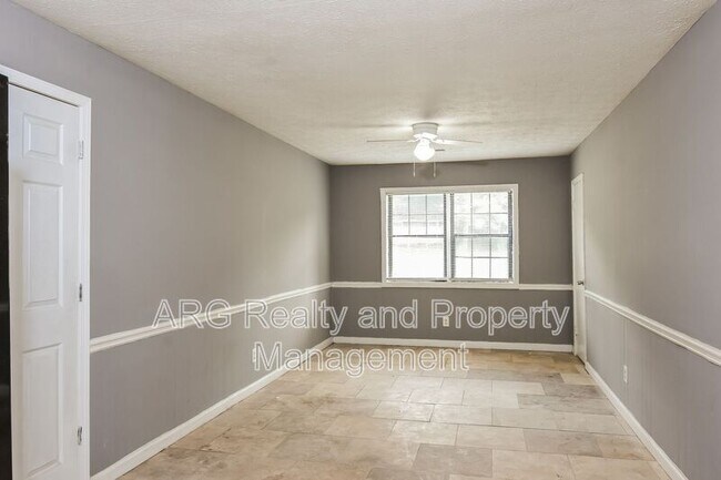 Building Photo - 3512 Bramblevine Cir