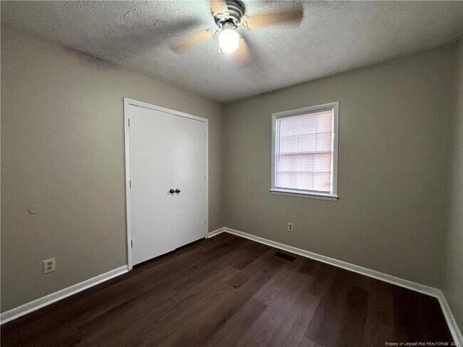 Building Photo - 1502 Diplomat Dr