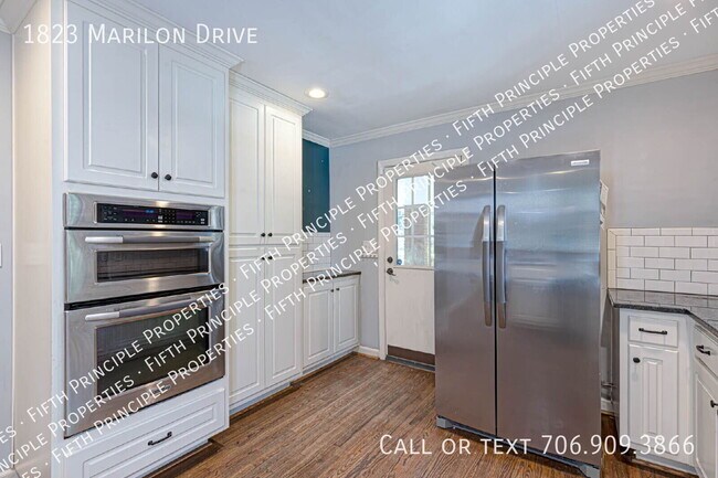 Building Photo - 1823 Marilon Dr