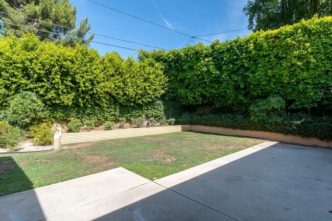 Building Photo - 4823 Viro Rd