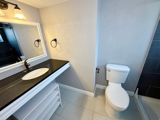 Building Photo - Acres Green Beauty